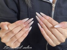 リオラ(Liora)/チップ長さだし　グラテーション