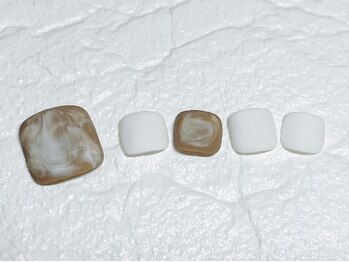 デザインフット6000円