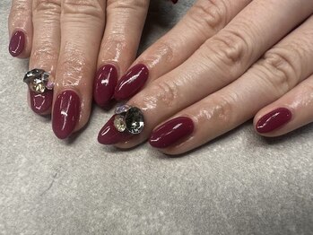 ネイルサロンファストネイルプラス 新宿店(FAST NAIL PLUS)/秋ネイル2023【Vカット】