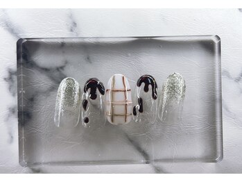 カーティシー(COURTESY)/【MAYA限定】定額ネイル