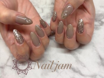 ネイル ジャム(Nail Jam)/