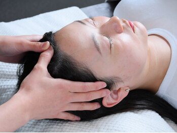 ハル(HALU)の写真/【なかもず駅徒歩3分】美容鍼×小顔矯正で理想のラインへ!圧倒的施術数を誇る熟練の技でスッキリ感を実感◎