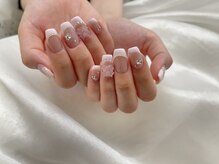 アモ(amo.)/フレンチネイルピンクネイル