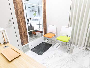 名古屋整体院/【待合】小顔矯正/姿勢矯正/小顔