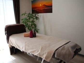 ピリナ(Pilina)/店内/完全個室空間/南森町