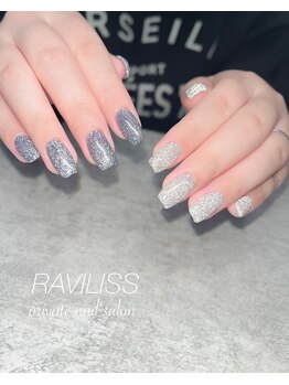 ラヴィリス(RAVILISS)/