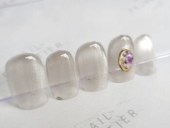 ネイルフロンティア 吉祥寺(NAIL FRONTIER)/Sワンポイント押し花5480円~