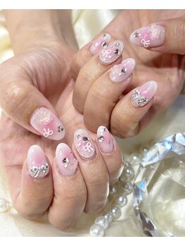 ミオ(mio)/チークネイル