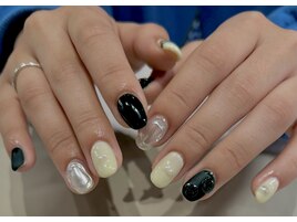 Bｌａｃｋ ¨ Clear mirror ．．