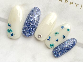 ターラ(Tara)/初夏の押し花ネイル