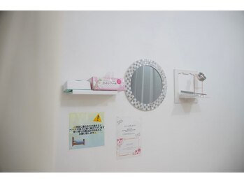 クリア アイラッシーズ アンド ネイルサロン シャイン(CLEAR & SHINE)/