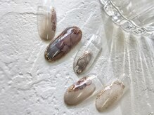 アムール(AMOUR)/