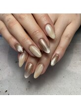 ヘアーアンドネイル ルシア(Hair&Nail Lucia)/マグネット ニュアンスネイル