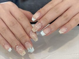 フレンチドットネイル