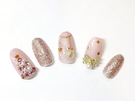 ピンクツリーネイル