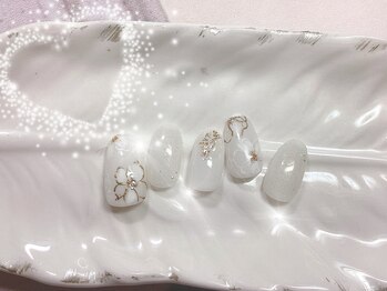 ハッピービューティー(Happy Beauty)/ブライダルフラワーネイル