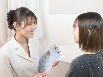 ベルシャトン(Belle Chaton)の写真/朝やお仕事終わりにサクっと施術や、お休みの日にじっくり施術など幅広く対応可能！気軽にご相談ください♪