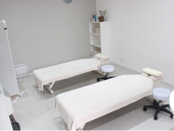 西船橋印内整体院/院内の様子