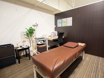 共立総合整骨院 八王子院/安心の個室あり