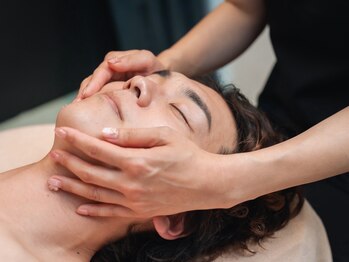 アミティベリッシモ(amity bellissimo)の写真/【メンズ：人気の高評価サロン★】今こそ始める男のスキンケア習慣◎清潔感のある美肌へ導きます♪ 