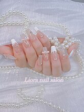 リオラネイル(Liora Nail)/長さ出しシンプルデザイン