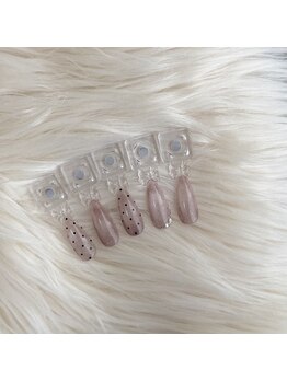 クイント(quint.)/ドットマグネットネイル