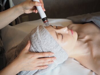 ベル 西宮北口(Belle)の写真/韓国肌管理で叶える毛穴レス水光肌｜毛穴洗浄で、黒ずみ、ひらきなどの毛穴悩みを徹底ケア