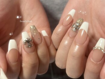 エマネイル プラスキハクヤ 肥後橋店(EmaNail+KIHAKUYA)/