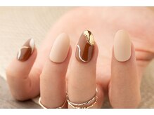 エムスラッシュ フィール 東戸塚店(M.SLASH)/大人ブラウンニュアンスネイル