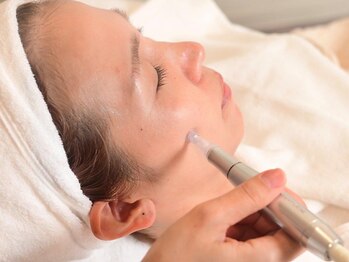 HAKU BEAUTYの写真/【自信の持てる素肌◎】毛穴の黒ずみ・角栓を徹底改善！開いた毛穴をキュッと引き締め、なめらか肌へ♪