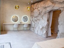 リムル バイ グリッター 吉沢店(RIMURU by GLITTER)/こだわりぬいた店内