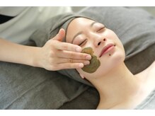 リリーシャ 赤坂(LILISHA)/肌質改善リベルハーブピーリング