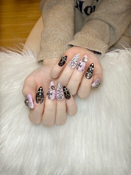 クイーンネイル(Queen Nail)/
