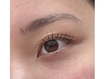 ウナ アイラッシュルーム(UNNA eyelash room)の写真/化粧品登録済みの商材でパサつきにくく、まつ毛のダメージを最小限に抑えた商材使用☆