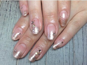 ピンクゴールドネイル Pg ラウト デコレーションアンドネイルサロン Lauto Decoration Nail Salon のフォトギャラリー ホットペッパービューティー