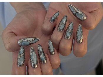 ネイルズ バイ マイ(NAILS BY MAI)/海外風ロングネイル