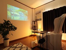 プロジェクター完備(お好きな映画やドラマが観られます)