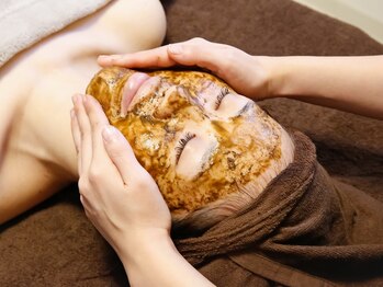 ホソナル(HOSONAL)の写真/【本気の肌質改善】ニキビケア・毛穴に◎剥離なしハーブピーリング×肌管理でトラブル知らず