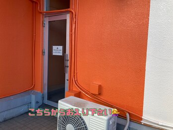 コモド(COMODO)/2階駐車場からは 3