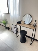 アンドメルシー(&MERCI)/メイク直しスペース