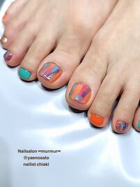 カラフルフットネイル