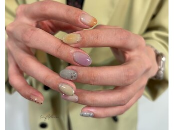 ネイルサロン ティフィン(tiffin)/~淡いcolorful nail~