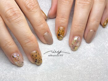 アイヴィー(IVY)/ニュアンスネイル