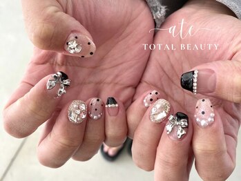 アテ(ate)/ブラック×ビジュー★