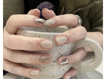 モアグラム 原宿竹下口店(More Glam)/ミラー¥オーロラネイル