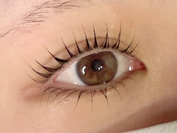 ラシク ゼロ 草加駅前(Lashiku Zero)/上下パーマ(パリジェンヌ)