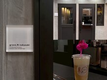 1階に美容室とカフェが併設◆好きなドリンクを飲みながら施術も