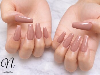 エヌドット ネイル アンド アイ(N.Nail&Eye)の写真/【深爪・ちび爪相談OK◎】長さ出しで憧れの縦長フォルムへ★スカルプで理想の美爪へアップデート♪