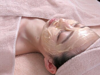 シュシュバイコルテーヌ(Chouchou by Cortanu)/白雪フェイシャル