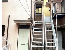 ラグーナ ホームスパ(Laguna Home spa)の雰囲気（２階がサロンになります☆）